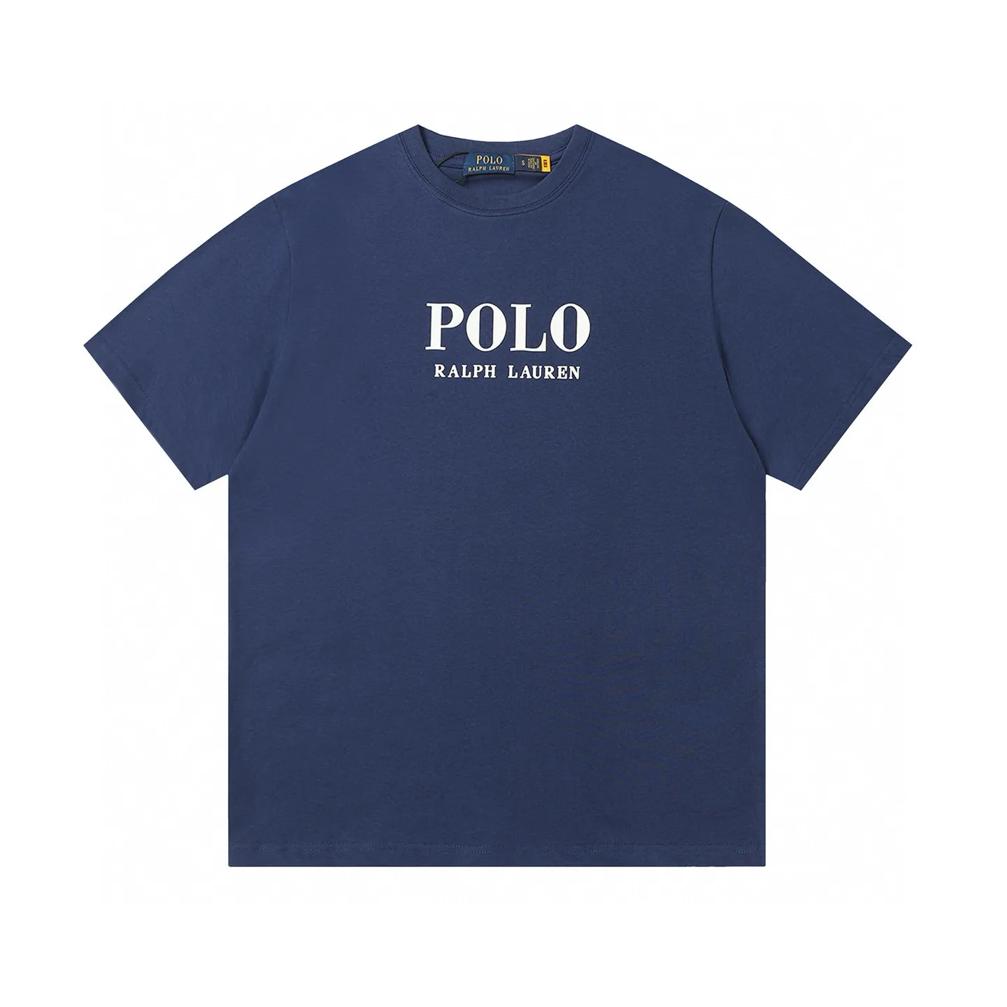 P126 Style number: 508 Ralph Lauren/Ralph Lauren 25ss new summer 3D silicone Polo embossed round neck T-shirt. The main logo on the neck has a QR code mark, which can be scanned for verification. It uses 3D silicone three-dimensional English letter logo embossing to distinguish low-low products on the market. 32 counts, 240g hydrophilic toner, 100% cotton fabric, comfortable and soft, highly breathable, focusing on high-end cost-effectiveness, needless to say good quality. Available in a variety of colors, both boys and girls can try this genderless style, giving them a yuppie tone in no time. Immerse yourself in your leisurely style, and have your own style in retro. Natural, vivid and very French romantic feelings, perfectly integrating youthful atmosphere and trend. Color: off-white, navy blue, dark green, light green Size: S-xL S Shoulder width 44 Bust 104 Sleeve length 23 Clothing length 72 M Shoulder width 45 Bust 108 Sleeve length 24 Clothing length 74 L Shoulder width 46 Bust 112 Sleeve length 25 Clothing length 76 xL Shoulder width 47 Bust 116 Sleeve length 26 Clothing length 78